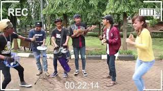 Download lagu Benci Kusangka Sayang - Cece Diana - Trio Wok Wok - Pengamen Jalanan mp3