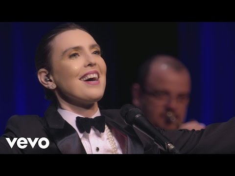 Adriana Calcanhotto - Hino do Grêmio Foot-Ball Portoalegrense (Ao Vivo)