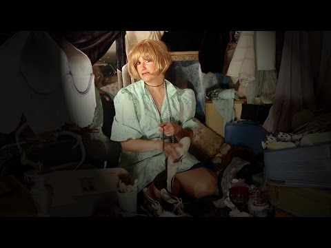 Cutie Beauty Garage Glam Yard Sale (suitcase 13)