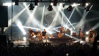 Feine Sahne Fischfilet - "Komplett im Arsch" (Live in Berlin in der Columbiahalle am 17.03.2018)