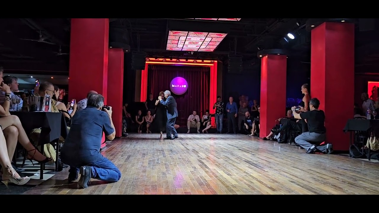 Eduardo Pareja y Magdalena Gutierrez,  Milonga Parakultural, Salón Marabu, Buenos Aires,  10/03/23