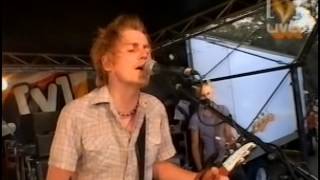 Jebediah - October - (Channel V Music Bus, Mandurah 2002)