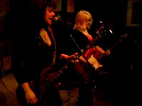 The Dents - Crawling (Q Division Christmas Party)