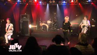JBTV: Madina Lake performs &quot;Let&#39;s Get Outta Here&quot; Live
