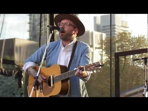Jack Layton anniversary celebration (5)--Chalkmaster Dave & Dallas Green--Toronto 2012-08-22