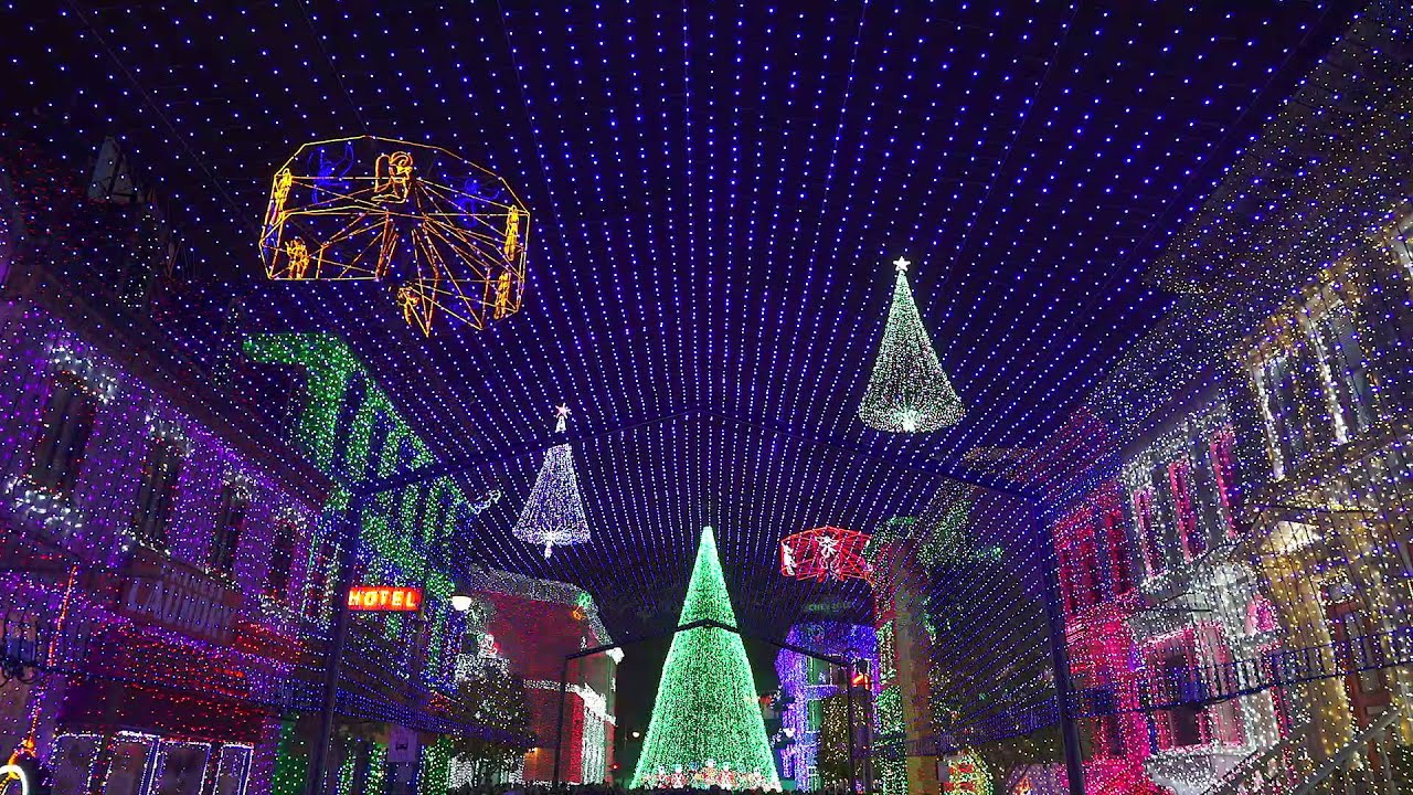 Osborne Family Spectacle of Dancing Lights - Nuttin' For Christmas
