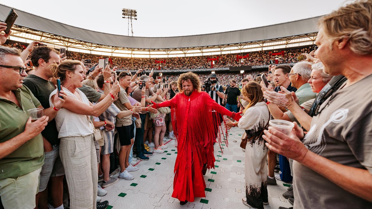 DI-RECT in De Kuip - You'll Never Walk Alone