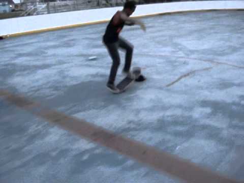 Nucklez skating