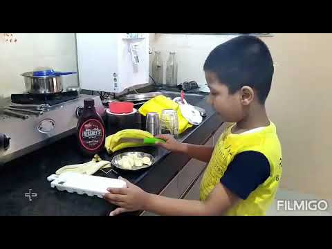 Little chef.Kaustubh Soman 🍌 Banana Choco Dip