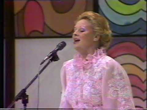 GERTRUDA MUNITIĆ - "BUDI MOJA LJUBAV"(BE MY LOVE") uz Plesni orkestar RTV Novi Sad