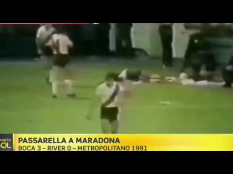 Patadón del Kaiser a Diego- Metro 1981