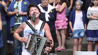 Esne Beltza - Zapato Azule 2012