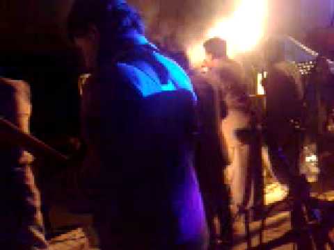 La hora de lucho alcarraz cantando willy la moto