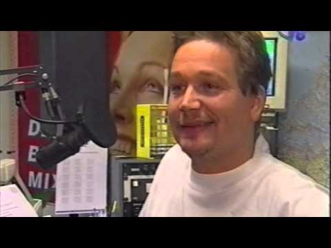 TV8-nieuwsitem: Start 8FM in de ether 04-01-1999