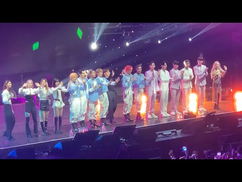 Ending with All Artists (HallyuPopFest in Sydney Day-1) 130822