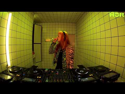 Khoinix - Berlin Bunny | HÖR - Mar 25 / 2022