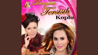 Download lagu Isyarat Cinta mp3 Download lagu Isyarat Cinta mp3