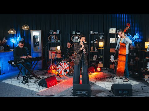 Elena Stella & Ante Jeličić trio - Greška (live @ TOP MUSIC DESK)