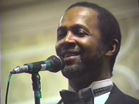 Bobby Thomas' Orioles  "A Kiss And A Rose"  Live - 1992