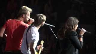Lady Antebellum Looking for a Good Time Live Montreal 2012 HD 1080P