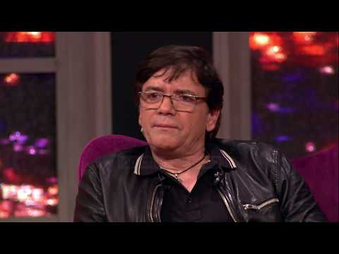 Djemtë e Liqenit improvizojnë këngën hit, “Anxhela”