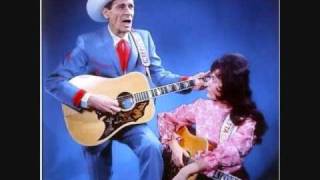 loretta lynn  ernest tubb  somewhere between.