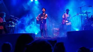 Xavier Rudd - Breeze + intro (live)