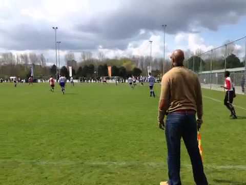 XerxesDZB B1 (za) vs. Feyenoord, sc (AV) B1 (za) 27-4-2013 12:58