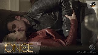 Emma &amp; Hook Aren&#39;t Alone - Once Upon A Time