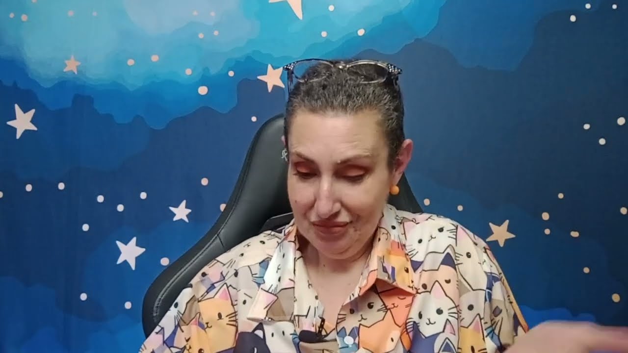 LIBRA ♎ TEM ALGUÉM PENSANDO EM VOCÊ... 🤔