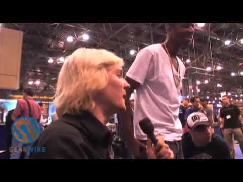 IK Multimedia SampleMoog Is Like A Moog Family Reunion