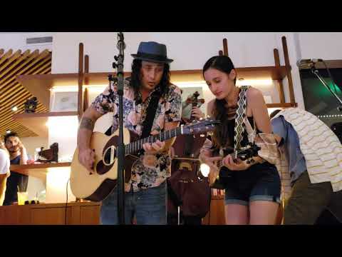 Taimane is joined by Tavana to play House of the Rising Sun on the last day of her Hyatt residency