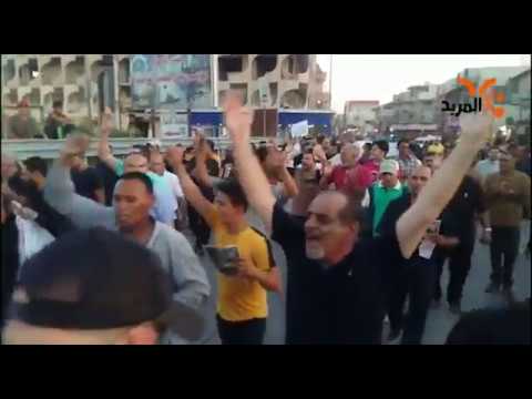 شاهد بالفيديو.. متظاهرون في الديوانية يدعون إلى محاسبة المقصرين في وفاة الطفلة رفيف التي لقت مصرعها أثر إهمال طبي