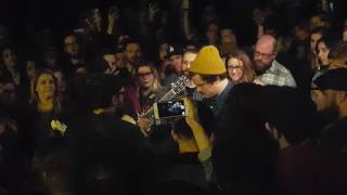 Bear&#39;s Den - Gabriel (Live / Acoustic / No Microphones, In the Crowd)