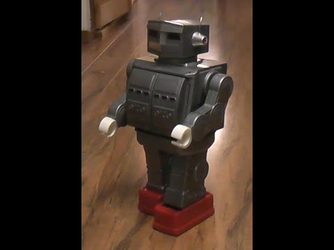 Let's talk &  play with the 1970's GIGANTOR robot, made in Hong Kong sold by Mego.