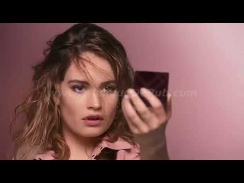 Publicite Burberry My Burberry Blush Lily James - Octobre 2017