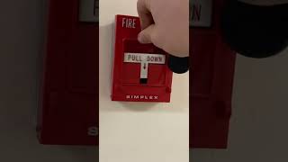 Very loud very old fire alarm horn