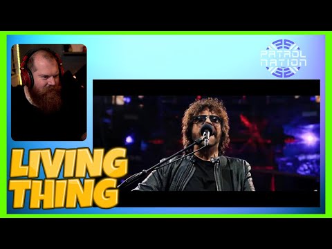 JEFF LYNN'S ELO Living Thing (Wembley 2017) Reaction