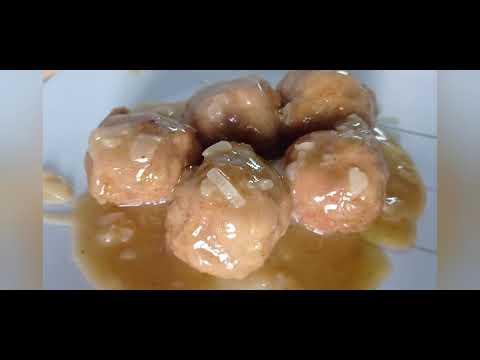 albóndigas rellenas de queso con salsa española