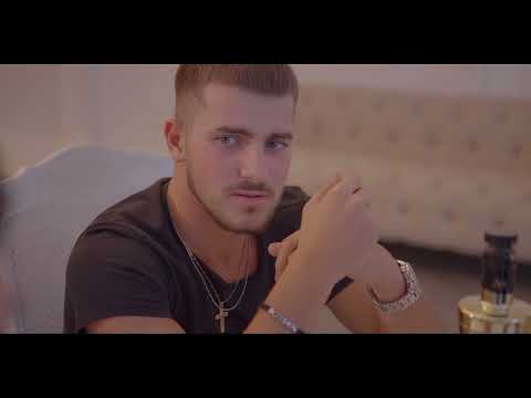 AK - Pull Up (Official Video)