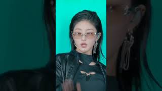 Download lagu AAA (Asia artist award ) kiss of life ‘igloo’ performance #aaa #asiaartistawards #igloo mp3