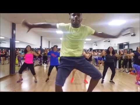 jueves de festejo en el vip con música al vivo