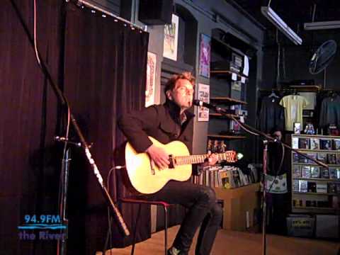 David Poe - Lonely Like Me (acoustic KRVB Record Exchange)