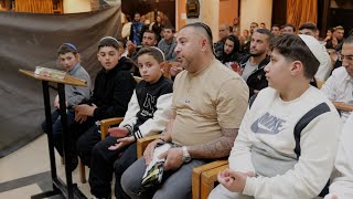 כל הברכות שבעולם יפתחו לך אחרי השיעור הזה 🙏🏻 הרב שניר גואטה בשיעור אדיר על מקור הברכה עם סיפורים אש (הרב שניר גואטה) - התמונה מוצגת ישירות מתוך אתר האינטרנט יוטיוב. זכויות היוצרים בתמונה שייכות ליוצרה. קישור קרדיט למקור התוכן נמצא בתוך דף הסרטון