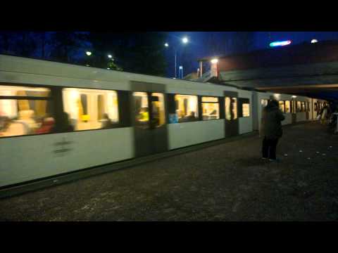 MX3000 leaving Haugerud station (line 2)