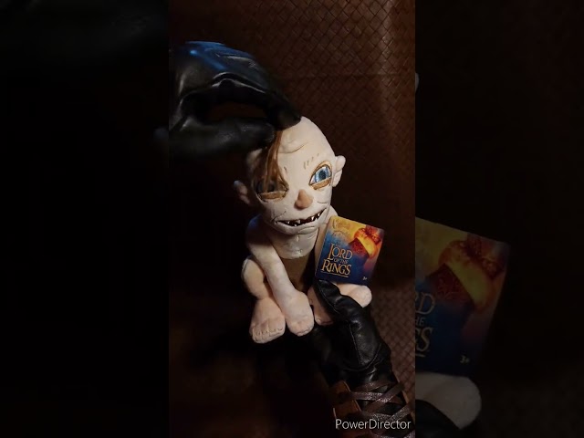 Vídeo relacionado con Squishmallows SQWB00315 Gollum - Peluche Oficial de El Señor de los Anillos (25 cm)