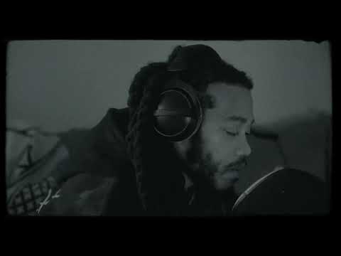 Bandgang Lonnie Bands - Creature Thoughts 2.5 (Mic Performance)