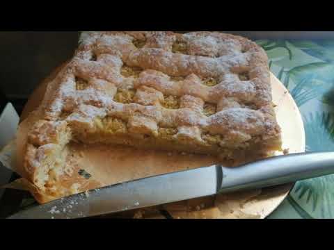 Grandma's Apple and Lattice Cake