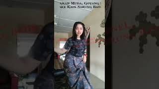 Download lagu Mamah muda cantik goyang Sarung Batik mp3 Download lagu Mamah muda cantik goyang Sarung Batik mp3