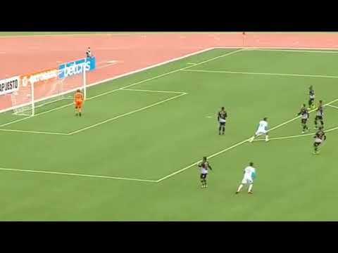 Gol de Kevin Santamaria con el Deportivo Llacuabamba en el debut de la Chochera Castillo